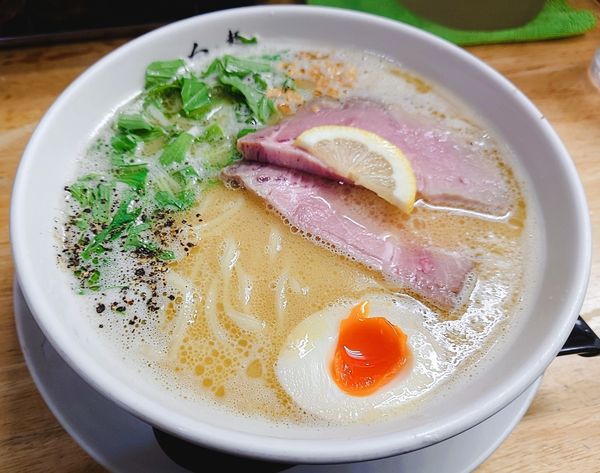「奥美濃古地鶏の白湯そば【期間·数量限定】」@麺屋 白神の写真