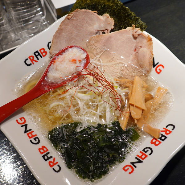 「蟹出汁塩ラーメン 790円」@CRAB GANGの写真