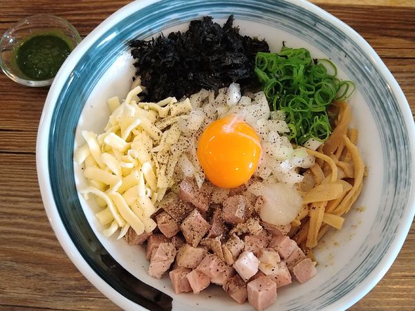 「鶏白湯煮干しまぜそば（少なめ）￥900」@Ramen611の写真