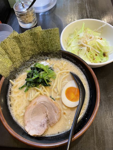 「ラーメン、モヤキャベ」@金沢家 八景店の写真