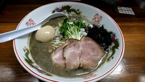 「【限定】鶏白湯煮干しそば　900円」@三代目 むじゃきの写真