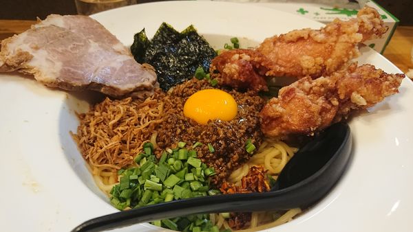 「鈴蘭まぜそば」@五代目麺や蝦夷の写真