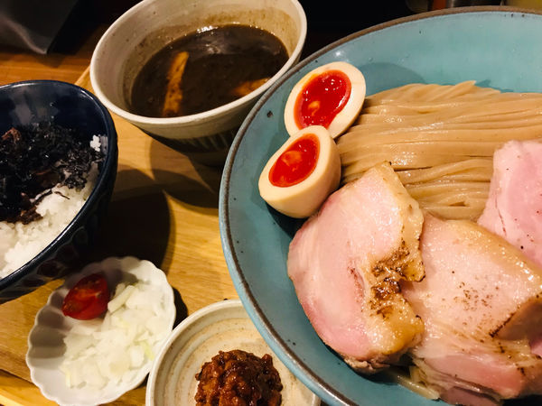 「特製烏賊豚骨つけ麺 他 1,600円」@いかれたNOODLE Fishtonsの写真