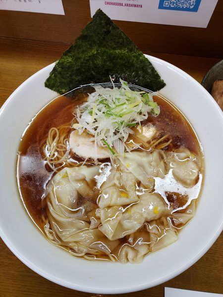 「ワンタンそば」@中華蕎麦 かし和やの写真