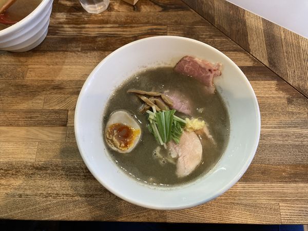 「濃厚汐らぁ麺」@麺屋 一八の写真