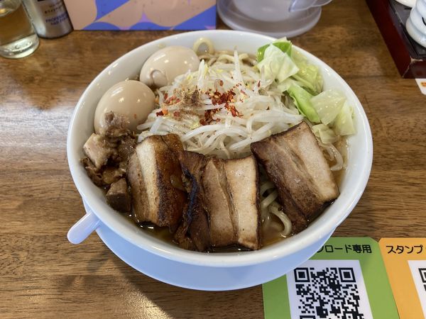 「魚介醤油らーめん【大大盛】」@麺屋しずる 豊川店の写真