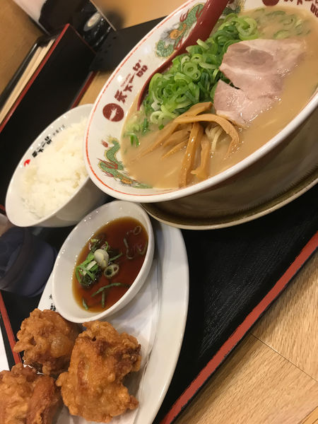 「唐揚げセット(こってりラーメン)」@天下一品 江坂店の写真