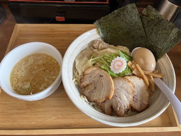 「金曜日限定・特製濃厚鶏白湯つけ麺1350円」@らぁめん 麺彩家の写真