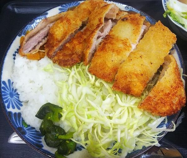 「カツカレー390円」@でぶや食堂の写真