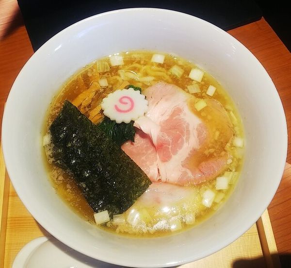「魚介と鶏の醤油そば830円」@TOSAKAの写真