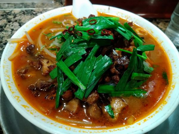 「ピリ辛にんにくラーメン(890円)」@熊ちゃんの店 名駅店の写真