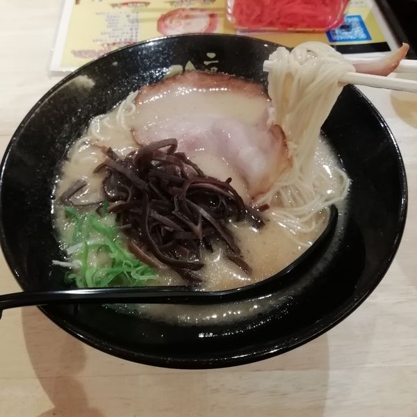 「ラーメン(700円)」@らーめん二男坊 博多デイトス店の写真