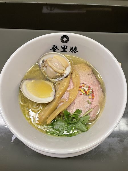 「はまぐり塩ラーメン¥1380」@らぁめん登里勝の写真