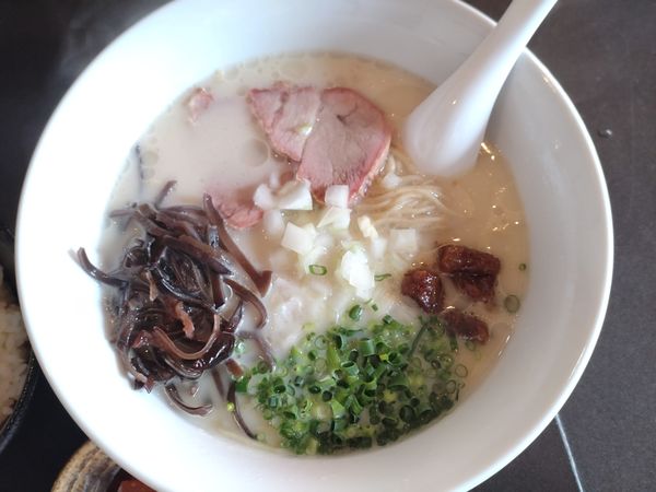 「牛骨塩」@麺屋 牛神の写真