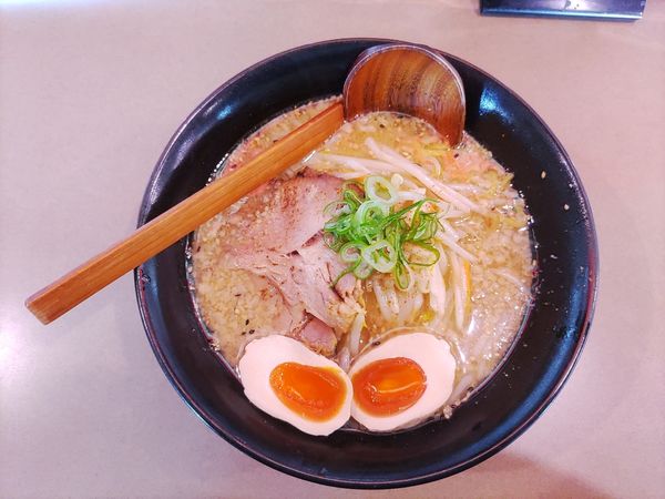 「白味玉味噌 メンマ抜き」@麺処 せんじんの写真