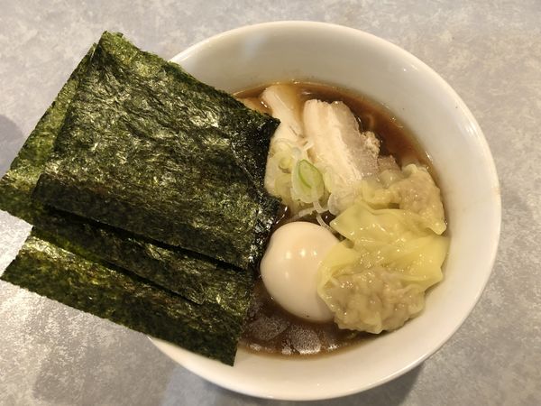 「だしワンタン全部のせ　大盛　￥１０００」@濃厚白湯らーめん3の写真