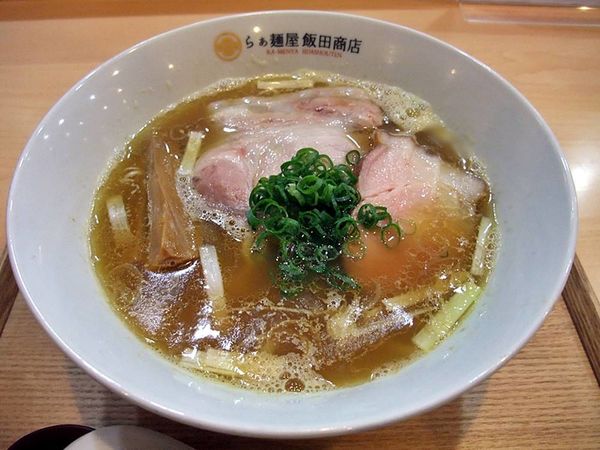 「しょうゆらぁ麺」@飯田商店 湯河原本店の写真