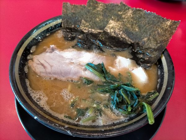 「ラーメン700円」@家系ラーメン 王道 神道家の写真