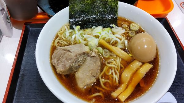 「鴨だし玉中華そば」@舎鈴 アピタ長津田店の写真