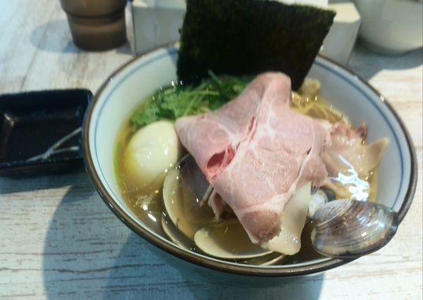 「特製蛤そば」@中華そば 四つ葉の写真