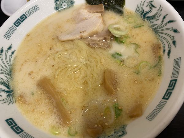 「とんこつラーメン 450円」@日高屋 上野広小路店の写真