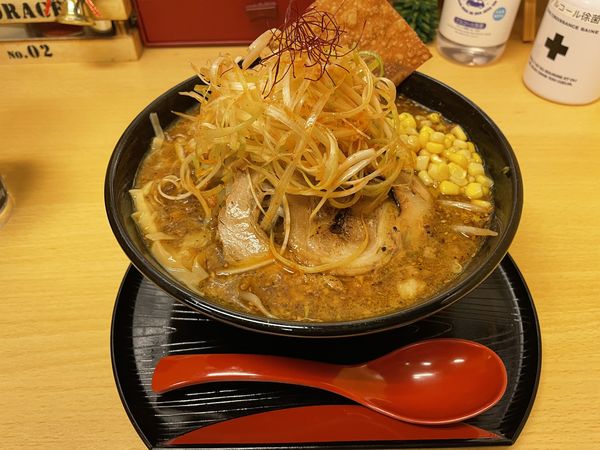 「冬限定　背脂辛味噌ラーメン」@らーめん よこ田の写真