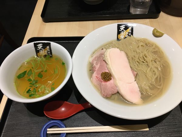 「牡蠣昆布水の鶏白醤油つけそば」@超純水採麺 天国屋の写真