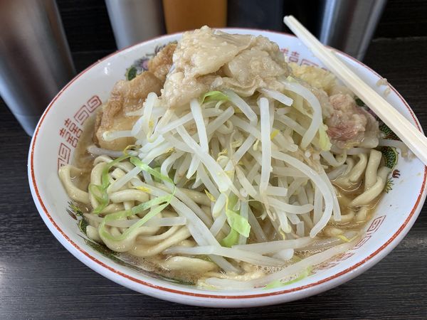 「ラーメン+ニンニク+脂　800円」@ラーメン二郎 川越店の写真