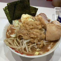 限定ラ-メン　麺マシ、ニンニク、アブラ、からめ