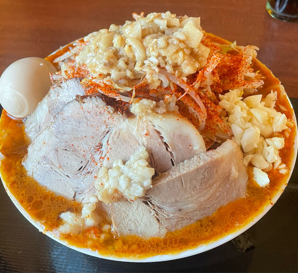 「赤い豚そば」@中華そば 蓮の華の写真