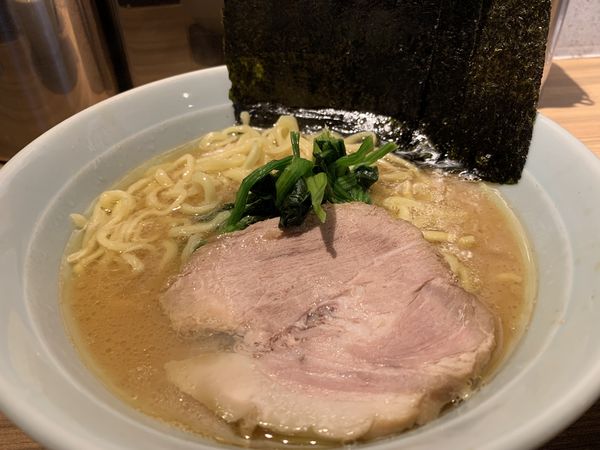 「ラーメン(680円)」@横浜らーめん渡来武 総本店の写真