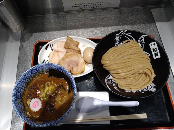 「全部乗せつけ麺（1440円）」@松戸富田麺絆の写真