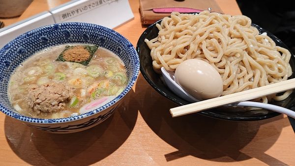 「特製つけ麺」@六厘舎の写真
