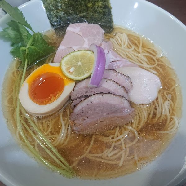 「特中華醤油1090円、まかないカレー300円」@中華そば うお青の写真