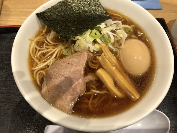 「鴨だし玉中華そば」@舎鈴 田町駅前店の写真