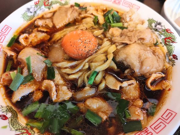 「スタミナニラ玉らぁ麺」@麺屋宗 -sou- 高田馬場本店の写真
