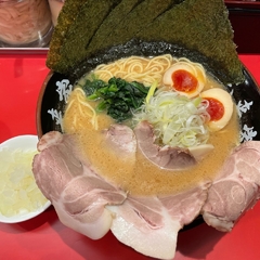 横浜家系ラーメン 光来家の画像