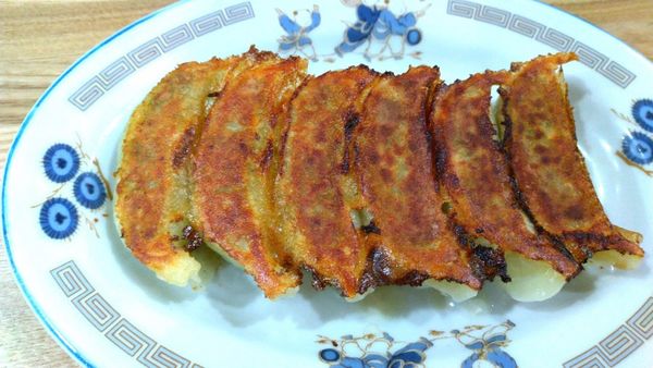 「餃子&ラーメン半チャーハンセット」@黄河菜館プラスの写真