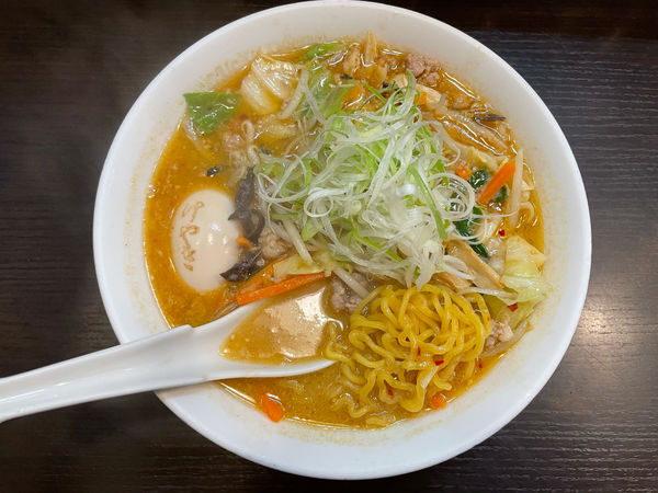 「煮玉子ラーメン」@けやき すすきの本店の写真