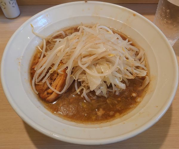 「ラーメン(800円)」@麺屋 味方の写真