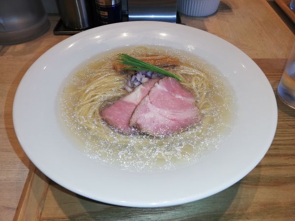 「宍道湖しじみ中華蕎麦　大盛」@宍道湖しじみ中華蕎麦 琥珀 東京本店の写真