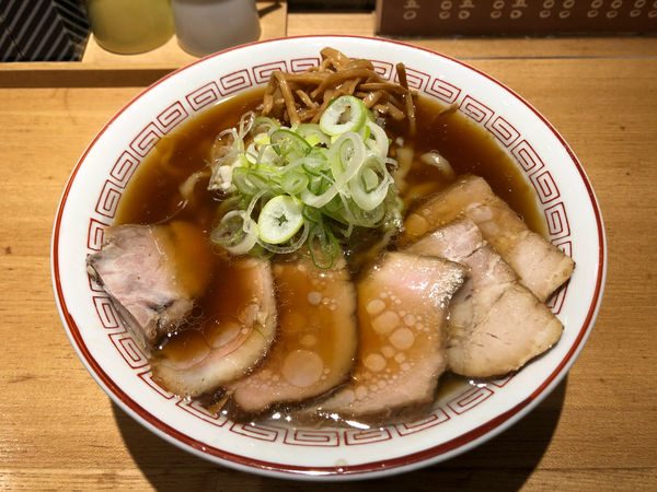 「肉そば」@超多加水自家製手揉み麺 きたかた食堂の写真