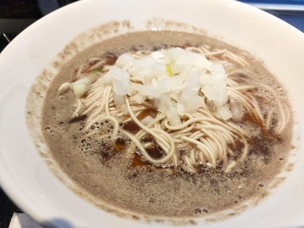 「淡麗かけそば（1000円）＋和え玉・ジロ（300円）」@煮干乱舞の写真