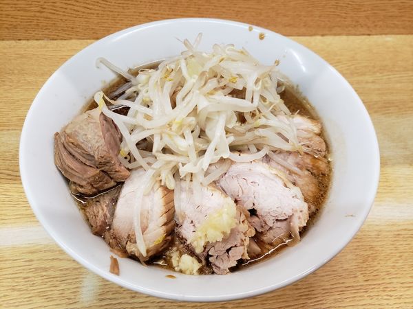 「小豚ラーメン　麺少なめ」@ラーメン二郎 環七新新代田店の写真