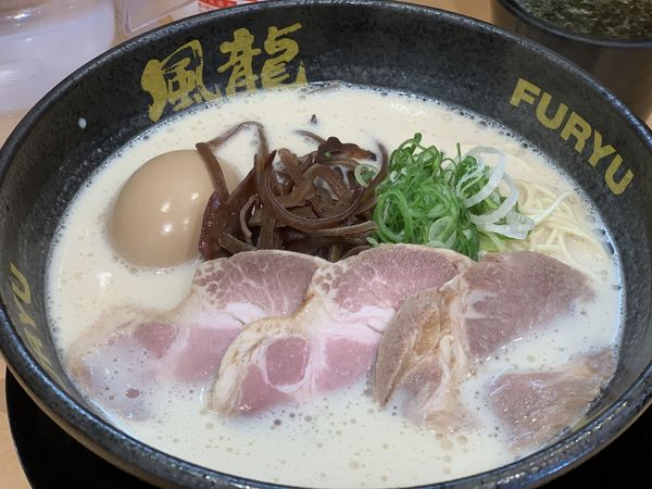 「ラーメン」@とんこつラーメン博多風龍 秋葉原総本店の写真