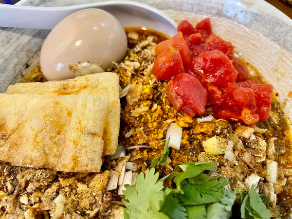 「印度カレーまぜそば　900円」@中華そば とんびの写真