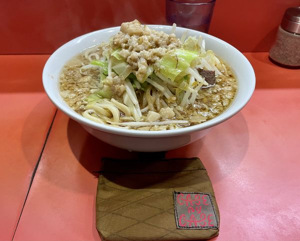 「ラーメン麺少なめニンニクアブラ」@ラーメン二郎 仙川店の写真