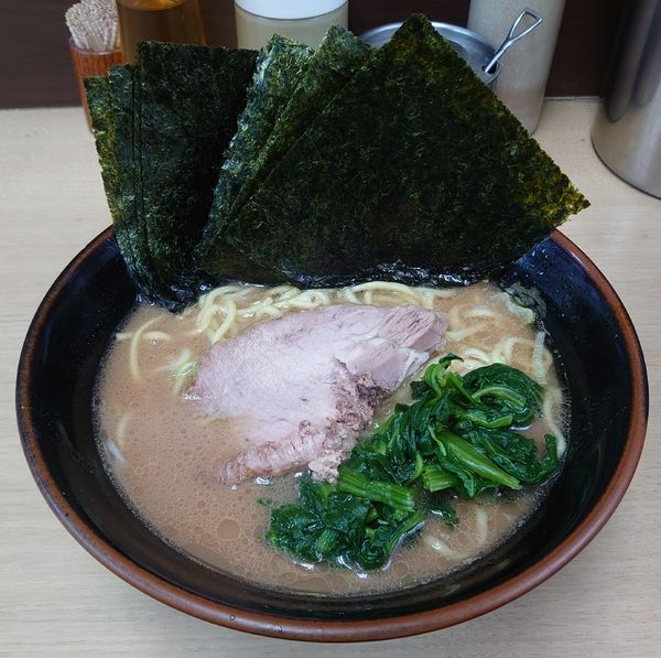 「のり増しラーメン(750円)」@横浜らーめん 武蔵家 池袋店の写真