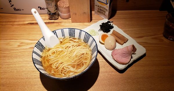 「氷見産煮干ラーメン」@貪瞋癡の写真