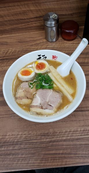 「福座ラーメン+煮玉子」@麺や 福座の写真